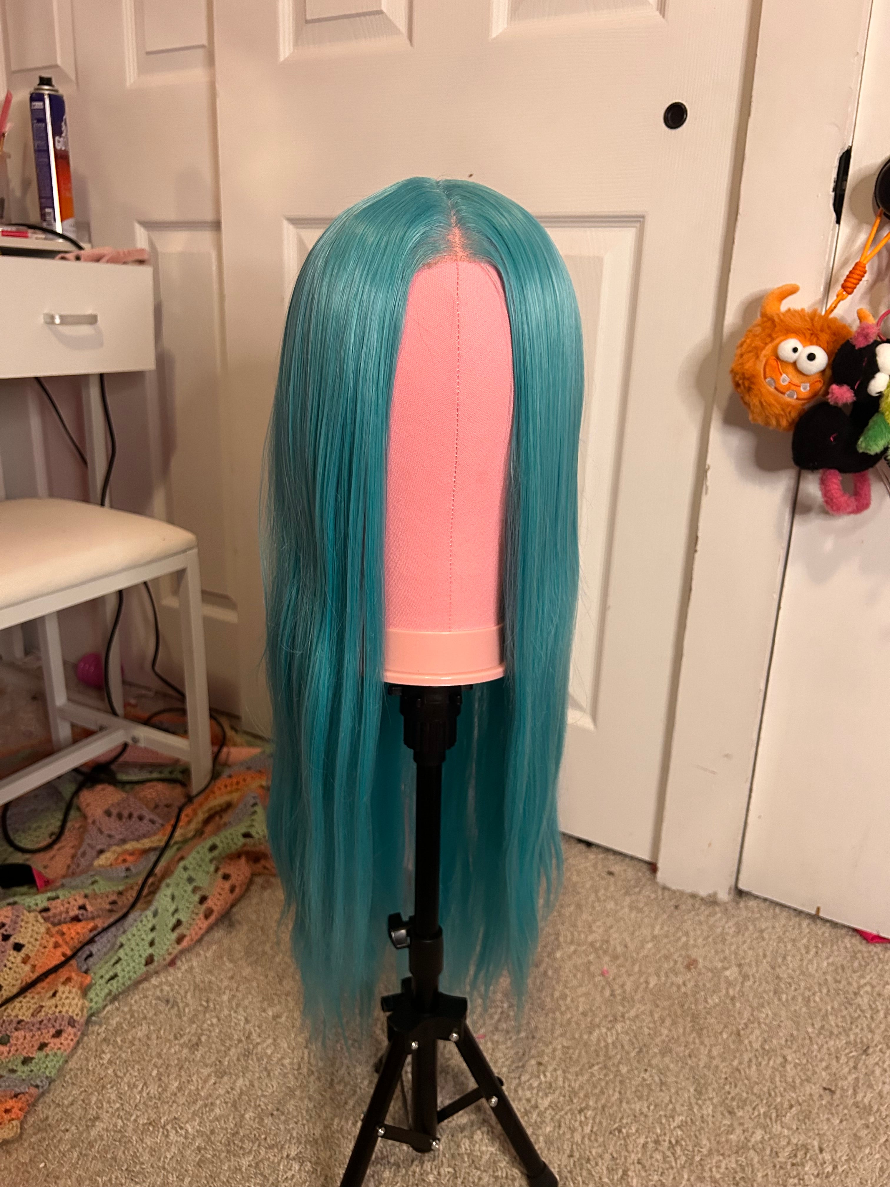 13x4 28in Teal/Blue synthetic wig